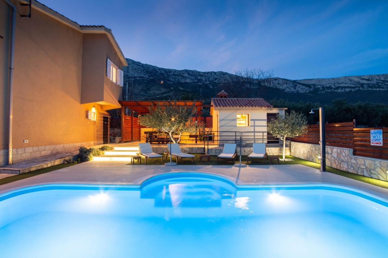 Holiday Home Magic View With Private Heated Pool Kaštela Exterior foto